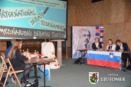 Mednarodni debatni turnir8